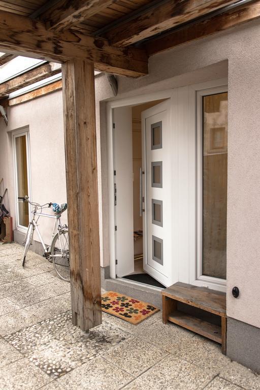 Studio L Ljubljana Luaran gambar