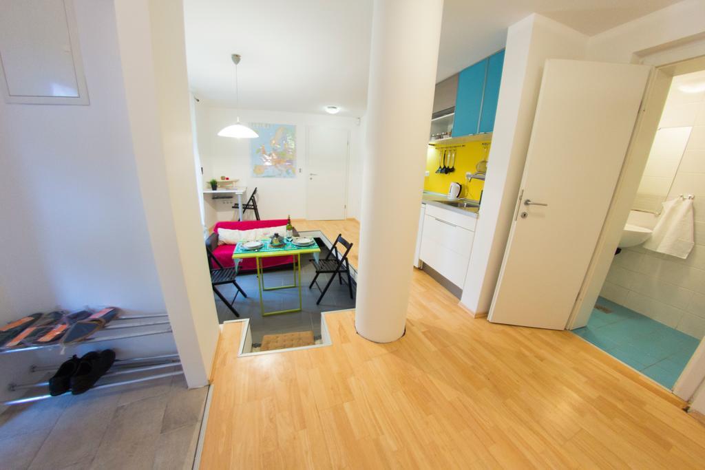 Studio L Ljubljana Luaran gambar
